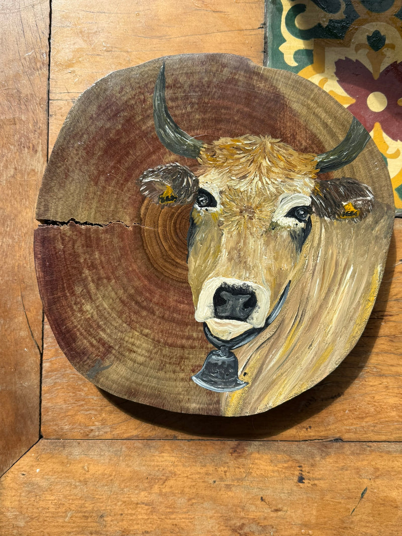 Pintura de Vaca Jersey com Chifres na Madeira