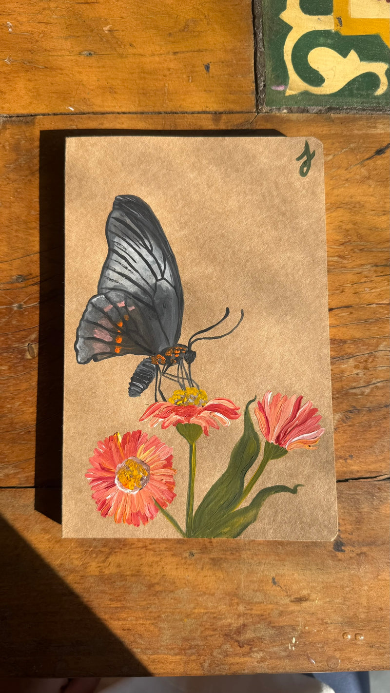 Caderneta brochura com papel pólen personalizada